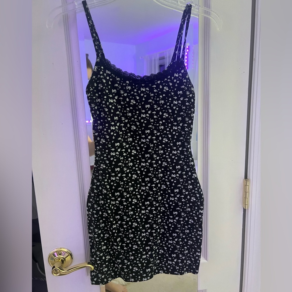 Ivy + main body con mini black floral dress